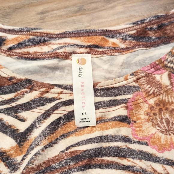 Daily Practice by Anthropologie form-fitting lounge dress - Picture 2 of 5